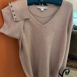 Larry Levine V-Neck Long Sleeve Tan Sweater L